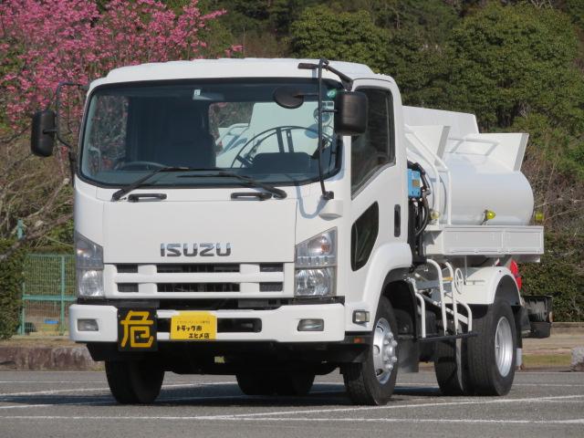 ３．４ｔ　４ＫＬ　タンクローリー　タンク書類完備・東急・２室・自動巻きホースリール・流量計・積載物品：灯油・軽油・Ａ重油・ホース長１９ｍ・ベットレス・１９０馬力ターボ