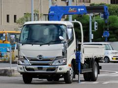 日野　デュトロ　３ｔ　ロング　４段ラジコンフックイン　内寸−長３６５