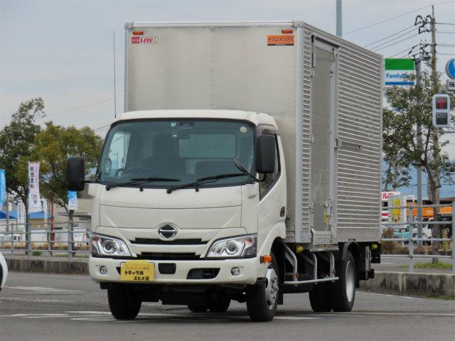 日野 デュトロ ３ｔ　ロングドライバン　パワーゲート　内寸−長４４６