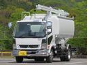 三菱ふそう ファイター ７．０５ｔ　増トン　飼料運搬車　新明和・...