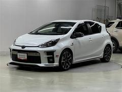 アクア G GRスポーツ・17インチパッケージ T-Connectナビ 衝突被害軽減ブレーキ 車線逸脱警報 横滑防止装置 デュアルエアバッグ 先進ライト LEDヘッドランプ フルセグTV 純正アルミホイール スマートキ- ETC バックモニター 中古車画像