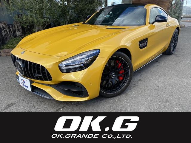 メルセデスＡＭＧ ＧＴ Ｓ　パノラミックルーフ　ＢＵＲＭＥＳＴＥＲサウンドシステムＡＭＧイルミネーテッドステップカバー　フルレザーパッケージ　ナッパーレザーパッケージ　Ｆ１９．Ｒ２０マットブラックＡＭＧクロススパークアルミ