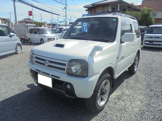 ジムニー ランドベンチャー　４ＷＤ　　５速ＭＴ