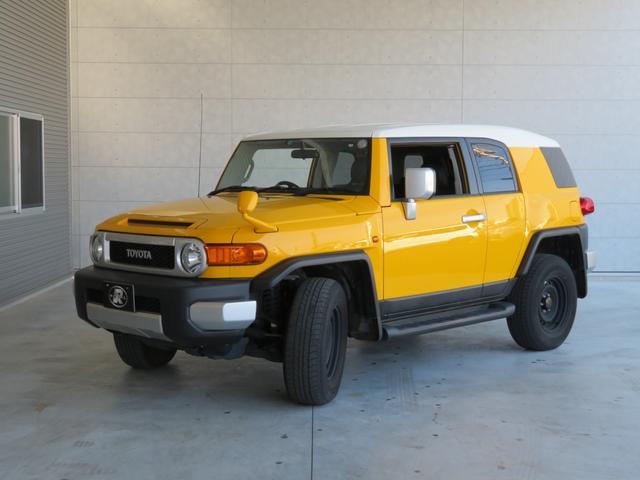 Toyota Fj Cruiser Color Package 2015 Yellow Ii 28 203 Km