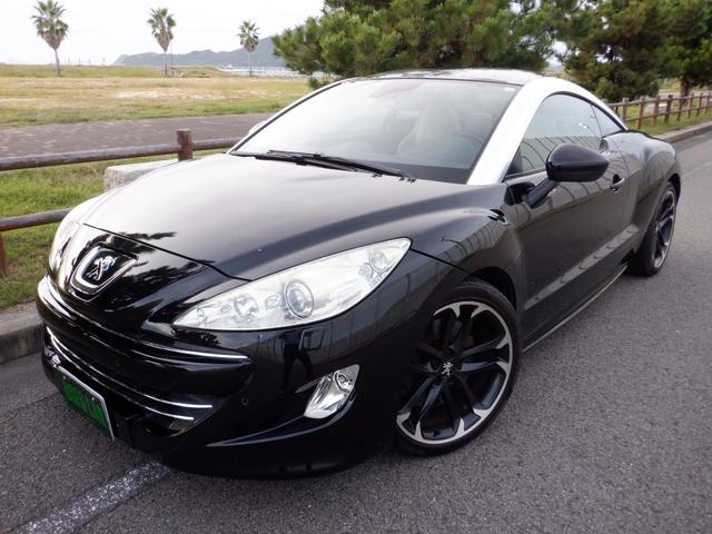 　カーボンルーフ　インテグラルレザー　正規ディーラー車・左ハンドル・６ＭＴ・４名・禁煙・受注生産ＯＰ・ホワイトレザー・ナビ／ＤＶＤ／ＴＶ・１９ＡＷ・シートヒーター・ＥＴＣ・Ｆ＆Ｒソナー・クルコン・ＨＩＤ