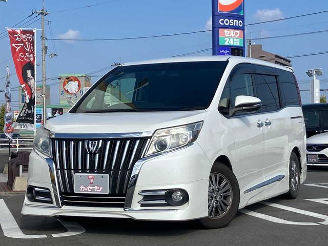 エスクァイア(トヨタ) Ｇｉ　ワンオーナー／ローダウン／ソフトレザーシート／純正ＳＤナビ／ＤＶＤ・ＣＤ再生／フルセグＴＶ／ＢＴオーディオ／バックカメラ／ビルトインＥＴＣ／ＨＩＤヘッドライト／純正１５インチＡＷ／両側電動スライドドア 中古車画像