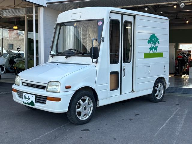 希少な車両入庫いたしました。 お一人様車中泊仕様！キャンプやマリンスポーツなどにいかがですか