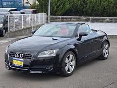 アウディ　ＴＴロードスター　２．０ＴＦＳＩ　電動オープン　シートヒーター　革シート