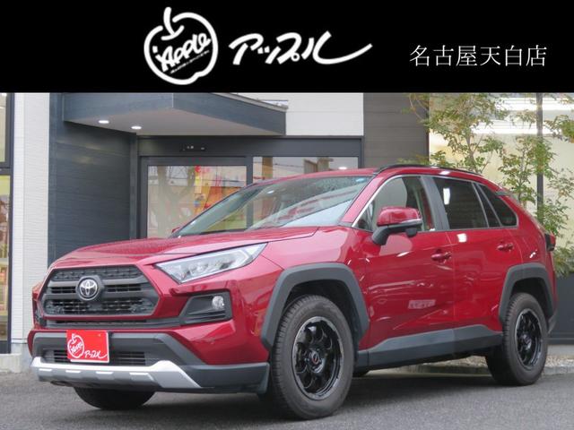 ＲＡＶ４(トヨタ) アドベンチャー　禁煙車　ワンオーナー　スマートキー　４ＷＤ　社外アルミ　純正アルミ車内 中古車画像