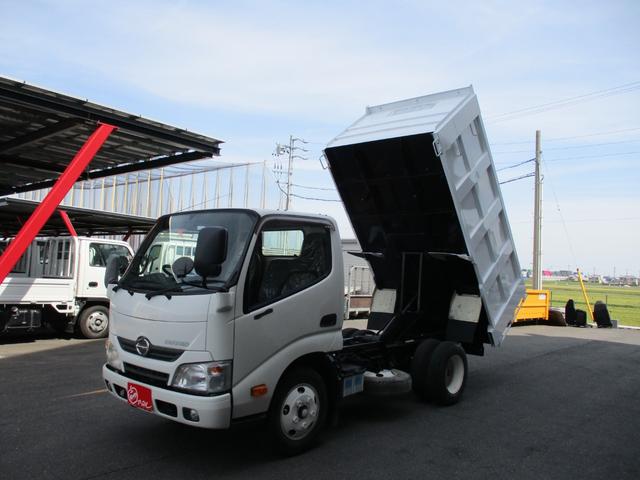 日野 デュトロ 　３トン　土砂禁ダンプ