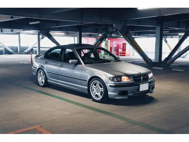 ３シリーズ(BMW) ３３０ｉ　Ｍスポーツ　Ｂｌｕｅｔｏｏｔｈ対応ナビ　天張り張替え済み　キセノンヘッドライト　サンルーフ 中古車画像