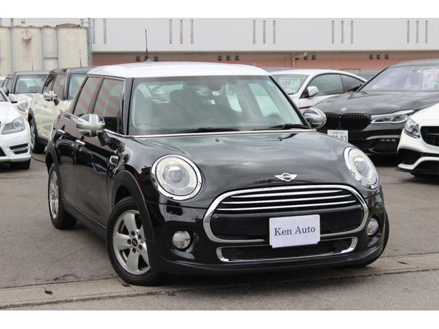 沖縄の中古車 ＭＩＮＩ ＭＩＮＩ 支払総額 98万円 リ済込 2015(平成27)年 8.5万km ブラックＩＩ