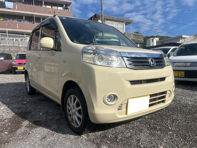 沖縄県の中古車ならライフ 　電動格納ミラー、パワーステアリング、キーレスキー、ＣＤ、ラジオ、オイル交換、
