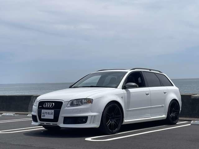 ＲＳ４アバント(アウディ) 　４ＷＤ　左Ｈ６ＭＴ　サンルーフ　ＲＳバケットシート 中古車画像
