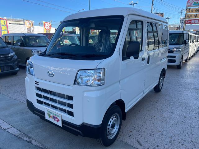 ハイゼットカーゴ(ダイハツ) ＤＸ　届出済未使用　ＣＶＴ　衝突被害軽減システム　クリアランスソナー　両側スライドドア　キーレスエントリー　アイドリングストップ　オートライト　ＡＢＳ　ＥＳＣ　エアコン　パワーステアリング　パワーウィンドウ 中古車画像