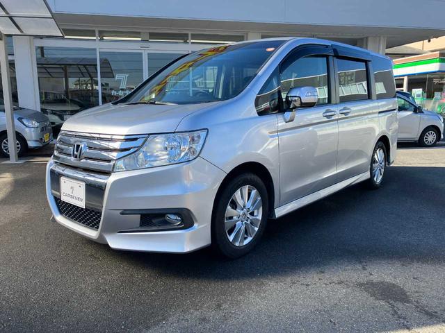 ステップワゴンスパーダ(ホンダ) Ｚ　純正ナビ／地デジ／バックカメラ／フリップダウンモニター／両側パワスラ／ワンオーナー／パドルシフト／ＨＩＤ／フォグ／オートライト／純正１６ＡＷ／ＥＴＣ／スマートキー／サイドバイザー／スペアキー 中古車画像