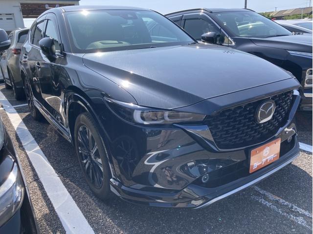 ＣＸ−５(マツダ) ＸＤ　スポーツアピアランス　現行型／シグネチャースタイル／黒革温熱シート／フルエアロ／ワイヤレス充電／純正１０型ナビ／地デジ／全周囲カメラ／ 中古車画像