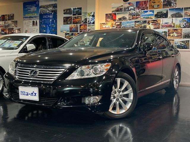 那覇市 ユーポス　那覇新都心店 レクサス ＬＳ ＬＳ４６０　バージョンＣ　Ｉパッケージ　バージョンＣＩパッケージ　クリアランスソナー　パワーシート　リアサンシェード　バックカメラ　純正１８インチホイール　シートメモリー付きパワーシート スターライトブラックガラスフレーク 1.6万km 2011(平成23)年