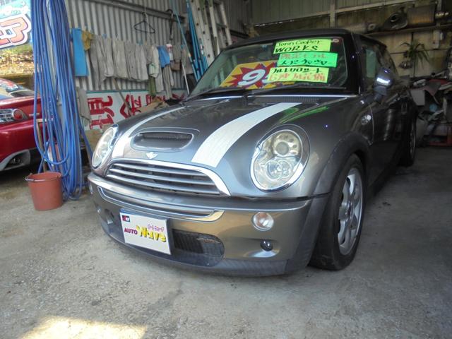 沖縄県の中古車ならＭＩＮＩ クーパーＳ　ＪｏｎｎｃｏｏｐｅｒＷＯＲＫＳスーパーチャージャー６速レカロシートＷＯＲＫＳマフラー