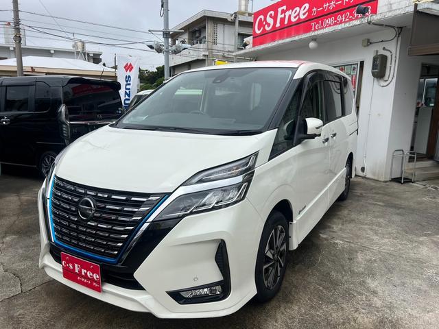 沖縄県の中古車ならセレナ ｅ－パワー　ハイウェイスターＶ　プロパイロット　１オーナー　純正１０インチナビ　全方位カメラ　純正フリップダウンモニター　フルセグ　ブルートゥース　ブルーレイ　ハンズフリーＷパワースライドドア　ドライブレコーダー　ＬＥＤ　２年保証