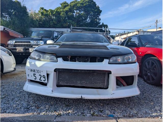 沖縄県沖縄市の中古車ならシルビア 　社外カーボンボンネット、ステンエキマニ、ＨＰＩアルミラジＥーター、オイルクーラー、前置きＨＫＳインタークーラー、社外テンションロッド、ＨＰＩステンメッシュエアクリーナー