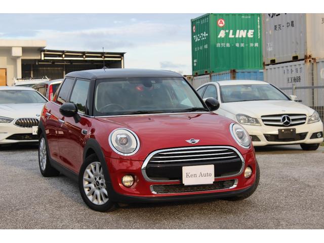 沖縄県中頭郡中城村の中古車ならＭＩＮＩ クーパー　ディーラー車　禁煙車　ＬＥＤヘッドライト　電動格納ミラードライブレコーダー　オートライト　アイドリングストップ　バックカメラ　Ｂｌｕｅｔｏｏｔｈ　ＡＵＸ　ＵＳＢ