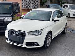 アウディ　Ａ１　１．４ＴＦＳＩ　レザーシート　アルミホイール　パワステ