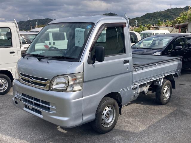 沖縄県の中古車ならハイゼットトラック 農用スペシャルＶＳ　ハイゼットトラック　ＭＴ　４ＷＤ　エアコン　ラジオ
