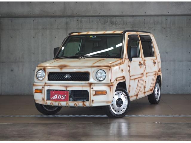 沖縄県の中古車ならネイキッド メモリアルエディション　サビ風カスタムペイント　タイヤ新品４本交換済　オイル交換済　ワイパー新品