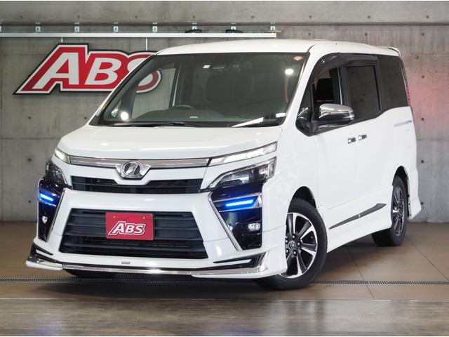 沖縄県の中古車ならヴォクシー ＺＳ　煌　モデリスタフルエアロ　純正１０インチＳＤナビ　両側パワースライド　ドライブレコーダー　セーフティセンス　１６ＡＷ　プリクラッシュ　ＢＴオーディオ　フルセグＴＶ