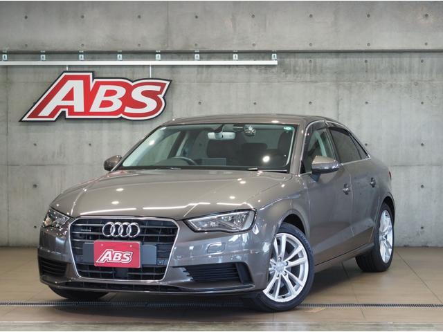 ＯＰ装備：レザーシート　ＬＥＤヘッド　ＳＤナビ フルセグＴＶ　Ｂカメラ　シートヒーター　パーキングシステム