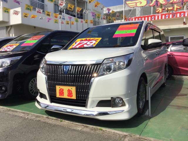 沖縄県の中古車ならエスクァイア ハイブリッドＧｉ　モデリスタフルエアロ　トヨタ純正ナビ　フルセグ　Ｂｌｕｅｔｏｏｔｈ　ＤＶＤ　バックモニター　トヨタ純正フリップダウン　ブラックレザーシート　両側パワースライドドア