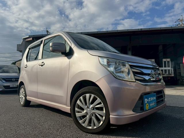 オイル交換、ワイパーゴム交換、バッテリー新品！！ 当店のお車は全車表示価格でご購入いただけます。（追加有償保証は別途）。