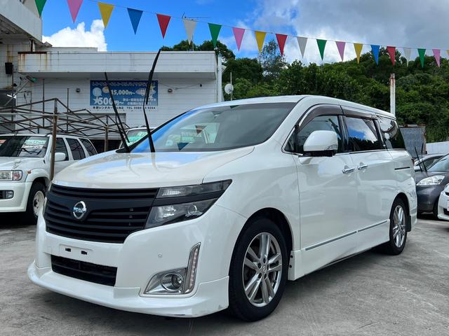 沖縄県の中古車ならエルグランド ＶＩＰ　ＶＩＰグレード　冷蔵機能　電動格納ステップ　電動リアゲート　アラウンドビュー　サンルーフ　エンジン実走１１万ｋｍ