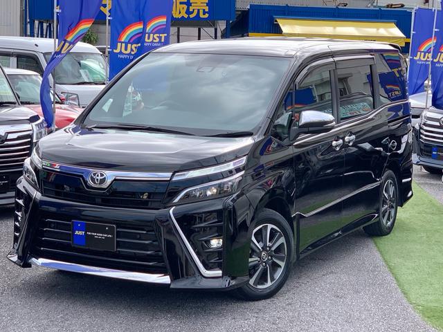 ヴォクシー(トヨタ) ＺＳ　煌ＩＩＩ　１０型ナビ・１２型後席モニター・レザーシート・前後ソナー・パノラミックライブサウンドシステム・ＨＤＭＩ・ＴＶ・ＤＶＤ・ブルートゥース・ドラレコ（前後カメラ）ＥＴＣ・レーダークルーズ・レーンアシスト 中古車画像