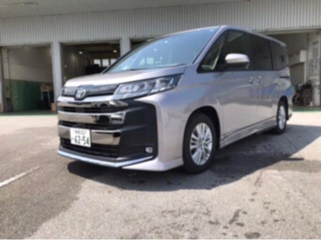 沖縄県豊見城市の中古車ならノア Ｓ－Ｇ　カーナビ（ＴＶ．Ｂｌｕｅｔｏｏｔｈ付）　ＥＴＣ　バックカメラ　衝突被害軽減ブレーキ　後ろ両側パワースライドドア　保証あり　スマートキー