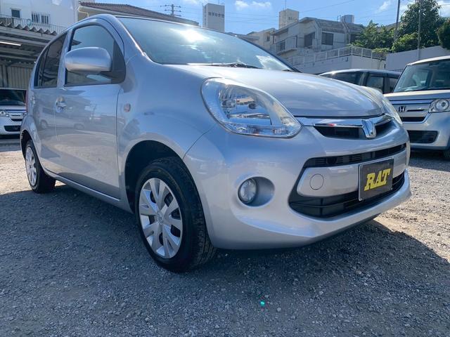 パッソ(トヨタ) １．０Ｘ　Ｌパッケージ・キリリ　アイドリング　スマートキ　ＴＶ　ＣＤ　Ｂｌｕｅｔｏｏｔｈ　　バックカメラ　エンジンオイル　ワイパー　バッテリー新品交換 中古車画像