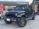 人気のラングラーになります カスタムされておりかなりかっこいいお車になっております