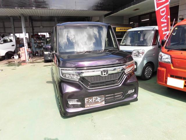 沖縄県の中古車ならＮ－ＢＯＸカスタム Ｇ・Ｌホンダセンシング　左側電動スライドドア・純正オーディオ（ＴＶ／ナビ／ＣＤ／Ｂｌｕｅｔｏｏｔｈ）・ステアリングリモコン・バックカメラ・ＥＴＣ・プッシュスタート・鍵（２個）・横滑り防止装置・衝突被害軽減ブレーキ・純正アルミ