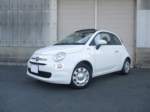 ５００Ｃ(フィアット) １．２　カルト　新車保証継承　ベージュ電動ソフトトップ　ＬＥＤデイライト　イタリアンフラッグフェンダーバッジ　アップルカープレイ 中古車画像