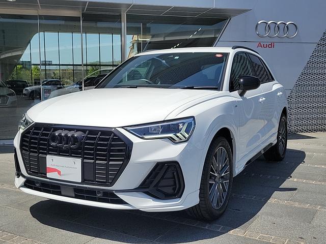 アウディ Ｑ３ ３５ＴＦＳＩ　Ｓライン　ブラックスタイリングＰ　プライバシーガラス　コンビニエンス＆アシスタンスＰ　プラスＰ　スマホインターフェイス　純正ナビ　バーチャルコックピット　カープレイ　ＡＣＣ　レーンキープ　２．０ＥＴＣ