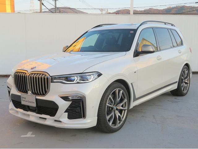 ＢＭＷ Ｘ７ Ｍ５０ｉ　２２ＡＷ　スカイラウンジパノラマサンルーフ　５ゾーンエアコン