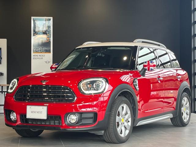 ＭＩＮＩ(ミニ) クーパー　クロスオーバー　チリレッド　車検整備付　バックカメラ付き　ナビ付 中古車画像