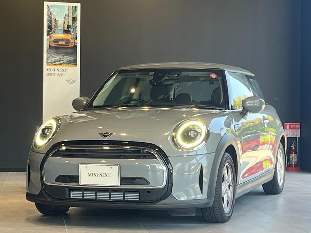 ＭＩＮＩ(ミニ) ワン　クラシック・トリム　純正ナビ・純正アルミホイール・ユニオンジャックテールライト・バックカメラ付 中古車画像