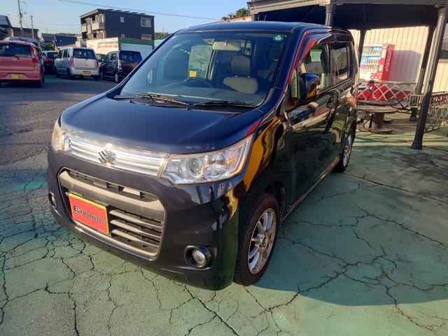 ワゴンＲスティングレー(スズキ) Ｔ　ナビ　ＴＶ　オートライト　ＨＩＤ　スマートキー　アイドリングストップ　ＣＶＴ　盗難防止システム　ＡＢＳ　ＣＤ　アルミホイール　衝突安全ボディ　エアコン　パワーステアリング　パワーウィンドウ 中古車画像