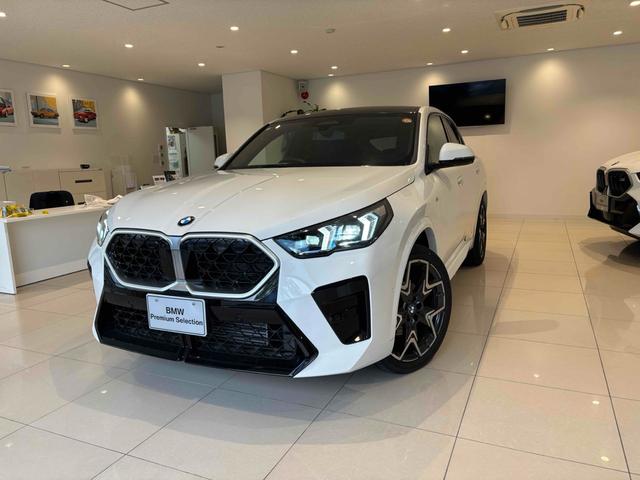 ｘＤｒｉｖｅ　２０ｉ　Ｍスポーツ　４ＷＤ　ＥＴＣ　クリアランスソナー　オートクルーズコントロール　レーンアシスト　パワーシート　衝突被害軽減システム　サンルーフ　ナビ　ＬＥＤヘッドランプ　電動リアゲート　アルミホイール　スマートキー