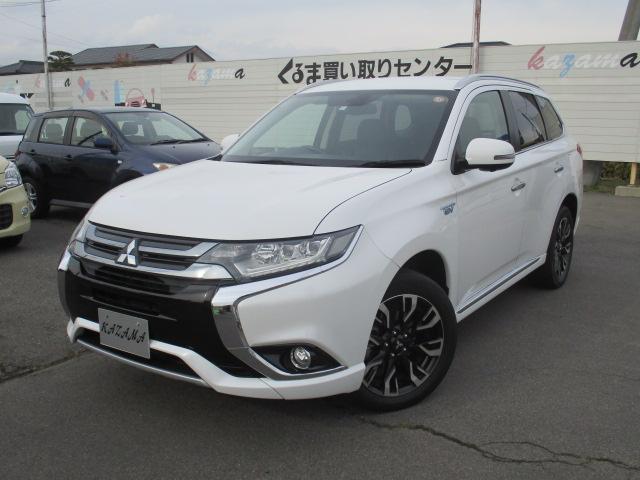 三菱 アウトランダーＰＨＥＶ Ｇセーフティパッケージ　４ＷＤ　社外ナビ　フルセグテレビ　マルチアラウンドモニター　クルーズコントロール　シートヒーター　ＥＴＣ　ＨＩＤヘッドライト１００ＶＡＣ電源