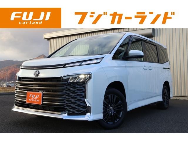 ヴォクシー(トヨタ) Ｓ−Ｇ　登録済未使用車　４ＷＤ　純正１０．５ナビ　全方位モニター　フルセグＴＶ　両側パワスラ　ユニバーサルステップ　リアフリップダウン　チームメイトアドバンストパーク　快適利便ＭＩＤ　ＥＴＣ　シートヒーター 中古車画像