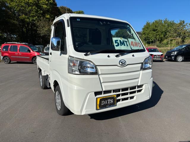 ハイゼットトラック(ダイハツ) スタンダードＳＡＩＩＩｔ　エアコン　パワステ　スマートアシスト　ナビ　ＴＶ　４ＷＤ　５速ＭＴ 中古車画像