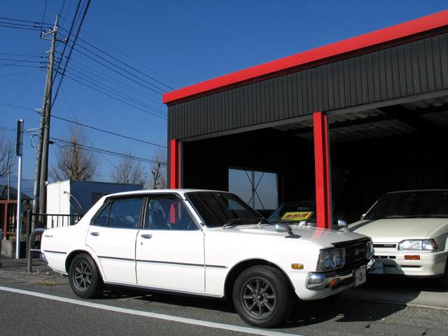 トヨタ 　１８００ＳＬ　ＳＵツインキャブ　４速マニュアル車　エアコン　ワタナベ１４インチアルミホイール　純正ステンドアバイザー　ＬＥＤヘッドライト　純正３スポークハンドル　シートカバー